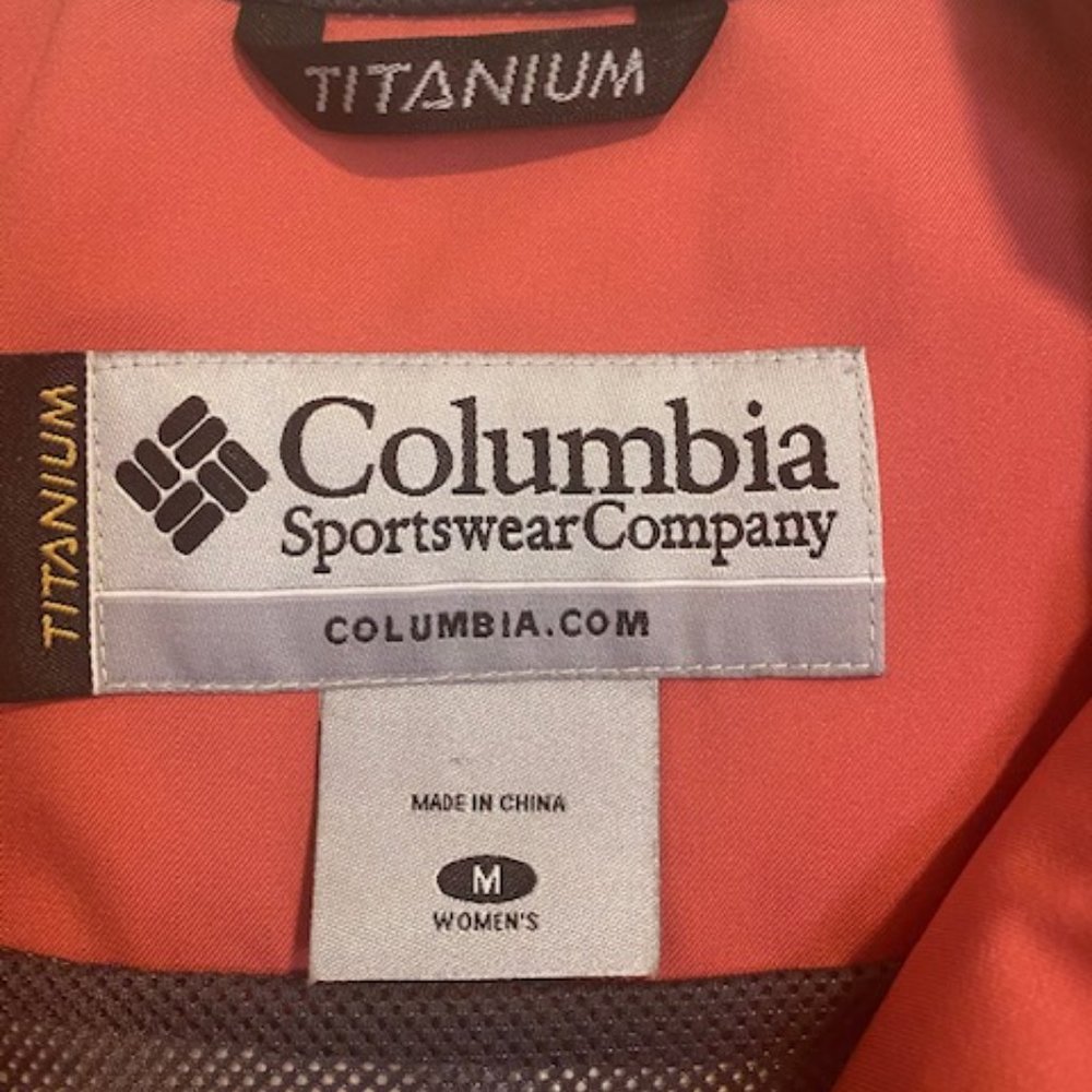 Columbia Titanium Rain Jacket - Medium - image 2